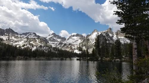 Scenic Alpine Lakes